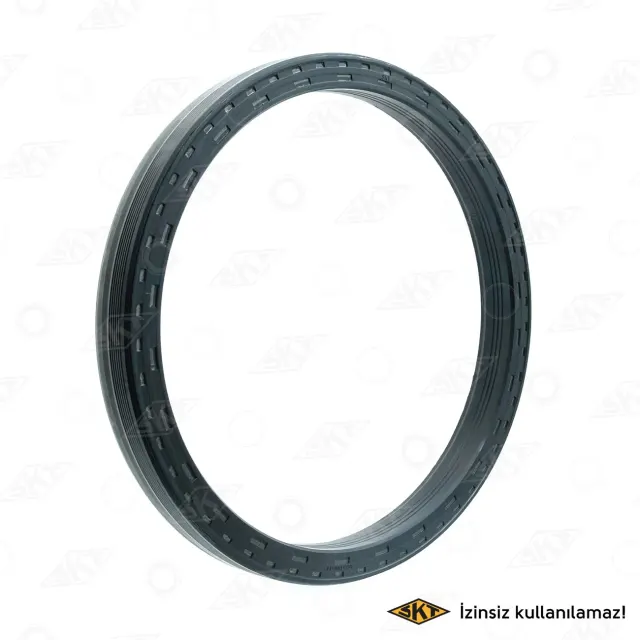 82015133